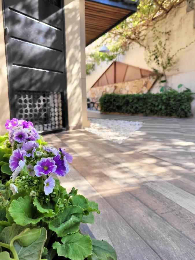"Casa Amalia Apartamentos" Plaza Italia Y Av Aristides A 50Mts, Lugar Con Jardin Mendoza Exterior photo