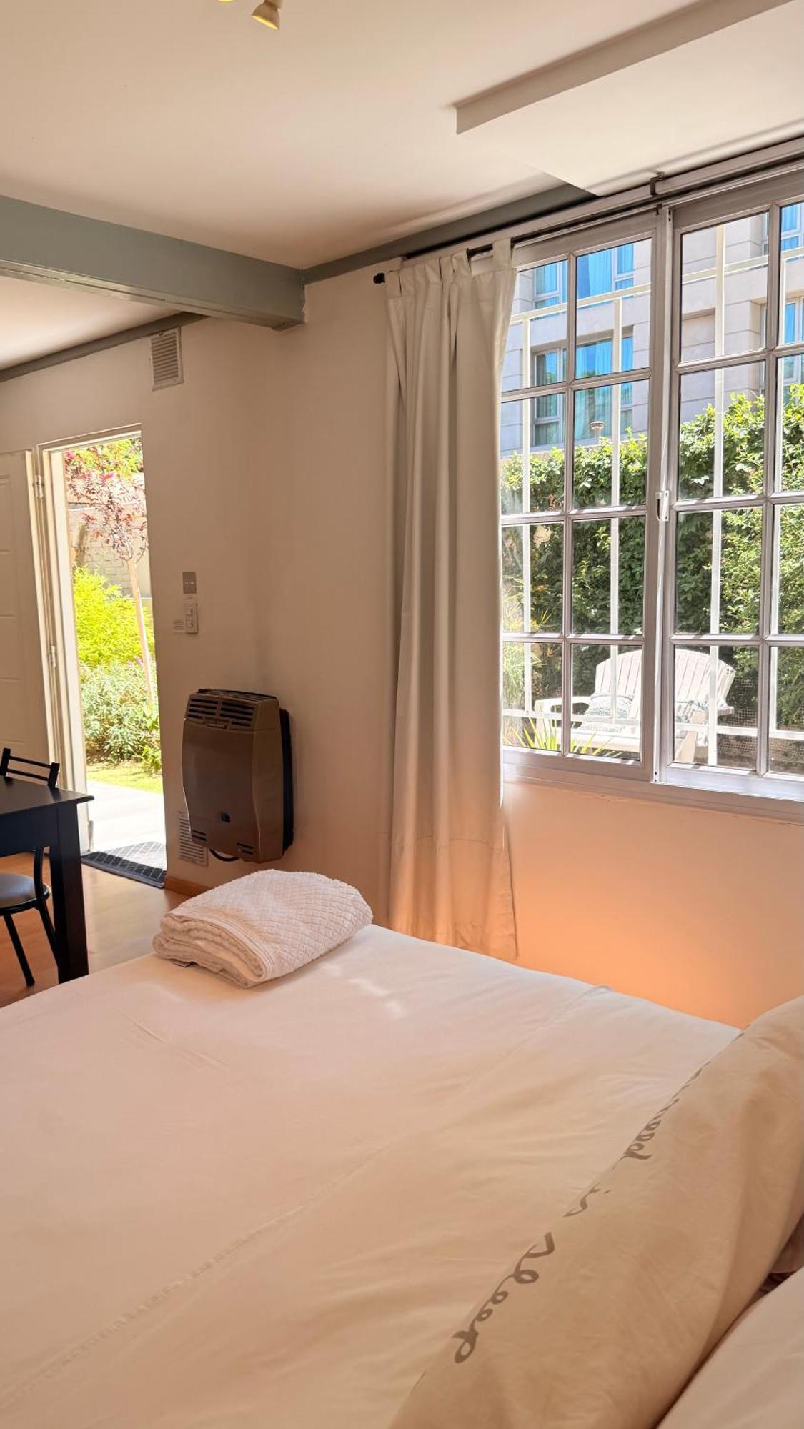 "Casa Amalia Apartamentos" Plaza Italia Y Av Aristides A 50Mts, Lugar Con Jardin Mendoza Exterior photo